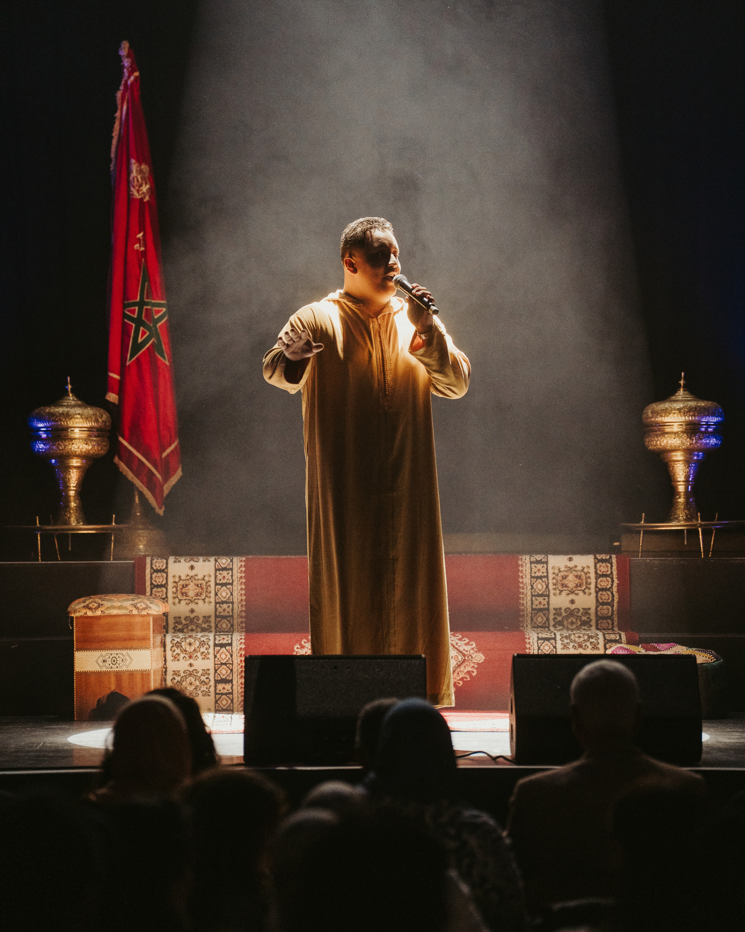 De Grote Zaal van Paradiso vol publiek tijdens Laugh Maroc